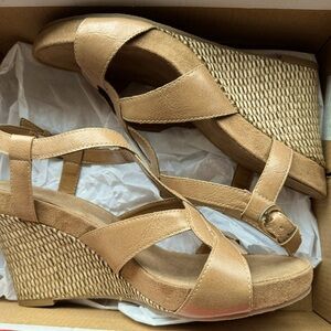 Aerosoles nude wedge sandals.